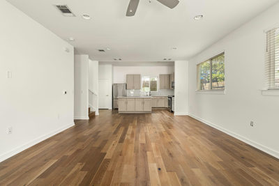 6800 Menchaca Rd #9 — photo 4