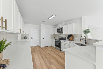 6640 Quinton Dr — photo 2