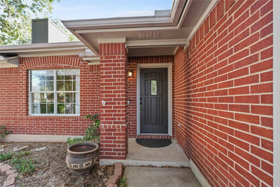 1005 Haleys Way Dr — photo 4