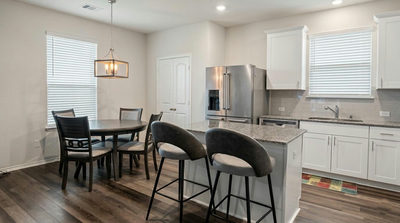 404 Purple Heart Dr — photo 4