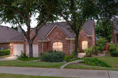 2507 Powderham Ln — photo 2