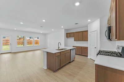 1813 Dandy Brush Dr — photo 2