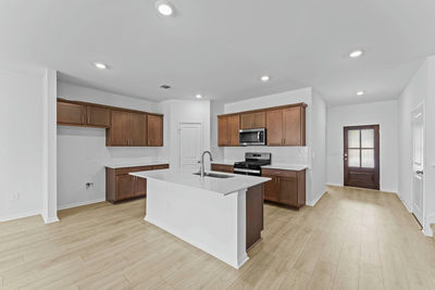 1813 Dandy Brush Dr — photo 4