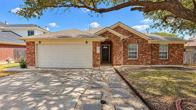 3819 Eagles Nest St — photo 2