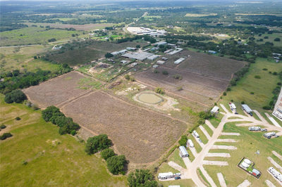 1805 S Fm 1174 — photo 4