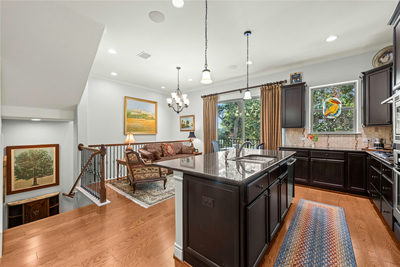 204 Adams St — photo 5