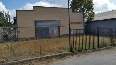 239 E Vaughn St — photo 3
