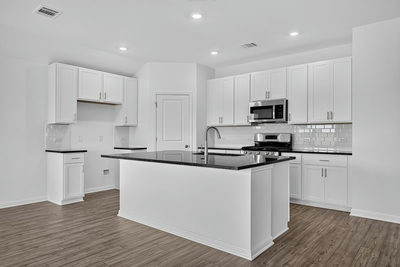 14105 Axel Johanson Dr — photo 2