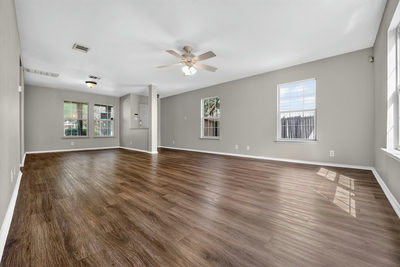 1422 Meadow Pkwy — photo 4