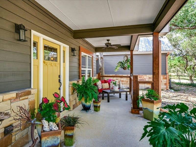 530 Cascade Trl — photo 2