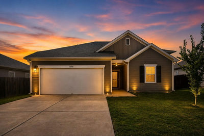 13705 Sherri Berry Way — photo 2
