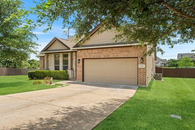 1816 Harvest Bend Ln — photo 2
