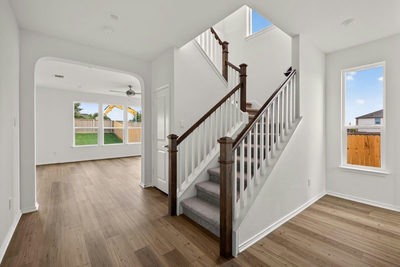 2561 Donna Olene Dr — photo 4