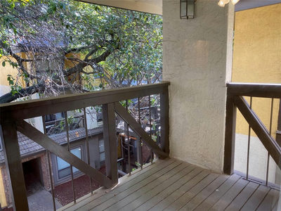 806 W 24th St #306 — photo 2