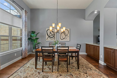 209 E Vienna Dr — photo 4