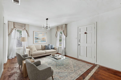 4703 Leslie Ave — photo 3