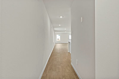 212 Surrey Oaks — photo 4