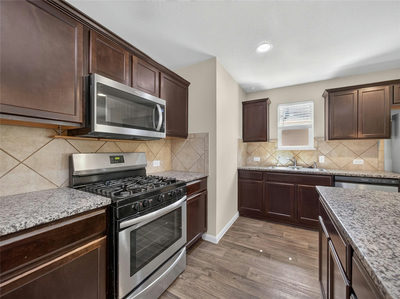 15001 Custis Ln — photo 5