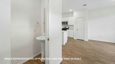 211 Constanza Trl — photo 4
