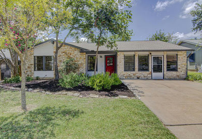 1603 Holstein Dr — photo 2