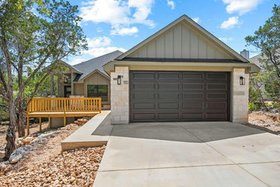 98 Whispering Valley Dr — photo 2