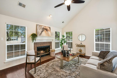 6502 Needham Ln — photo 4