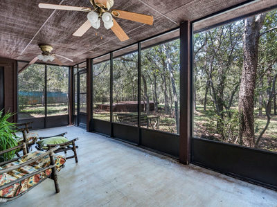 1112 Live Oak Loop — photo 3