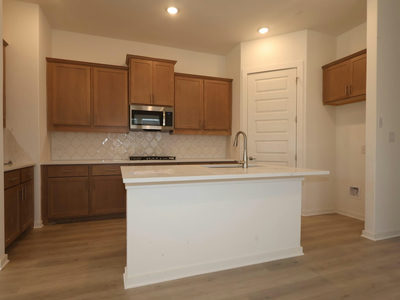 194 Norway Spruce St — photo 3