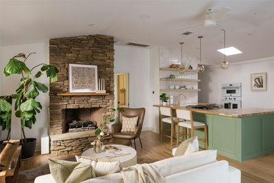 2304 Forest Ave — photo 3