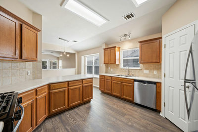 3353 Rod Carew Dr — photo 3