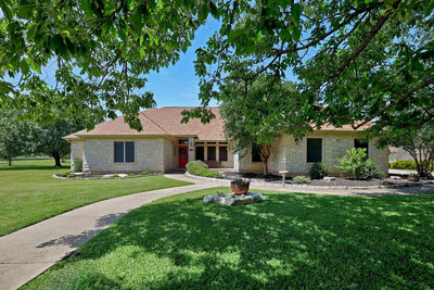 101 Lakeview Ln — photo 2