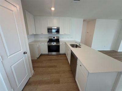 309 Rockies Rd — photo 3