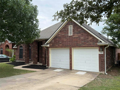 3625 Eagles Nest St — photo 2