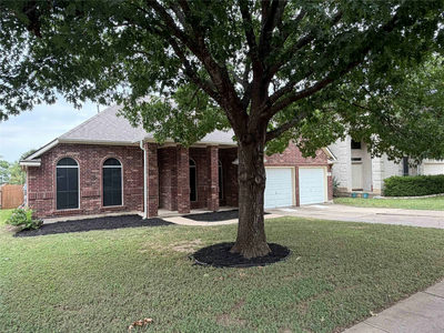 3625 Eagles Nest St — photo 3