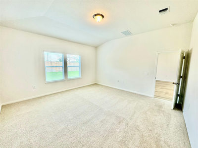 12508 Saint Thomas Dr — photo 3