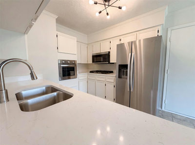 501 E Central Dr — photo 2