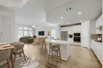 137 Switch Bud Dr — photo 2