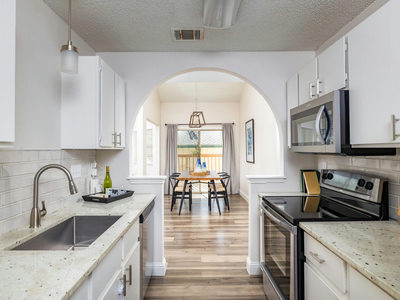 1811 Rainy Meadows Dr — photo 3