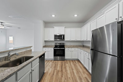 14400 Wahlbergs Way — photo 3