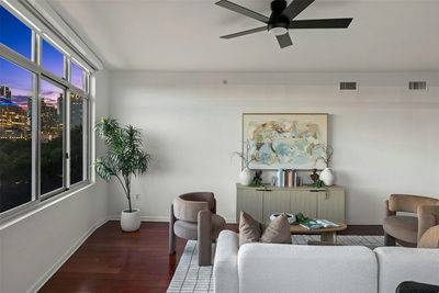 54 Rainey St #502 — photo 4