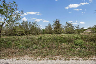 271 Crooked Rd — photo 4