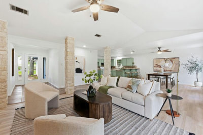 600 Meadow Oaks Dr — photo 3