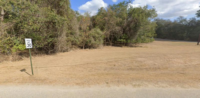 542 Riverside Dr — photo 2