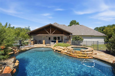 209 Park Place Dr — photo 3