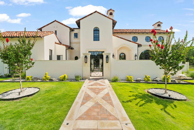 125 Plaza Escondido — photo 2