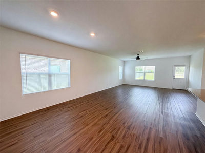 424 Wolf Springs Rd — photo 3
