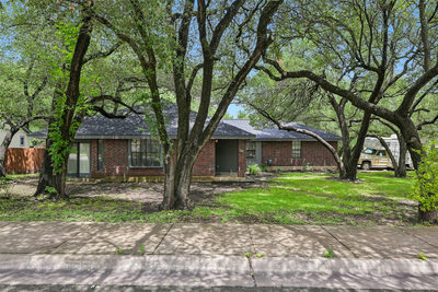 606 Prize Oaks Dr — photo 2