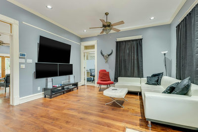 1153 San Bernard St — photo 2