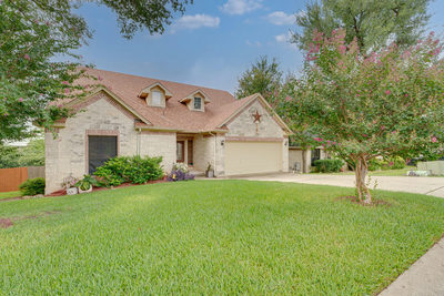 3839 Laurel Ridge Dr N — photo 2