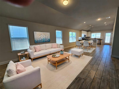 313 Gaida Loop Loop — photo 2